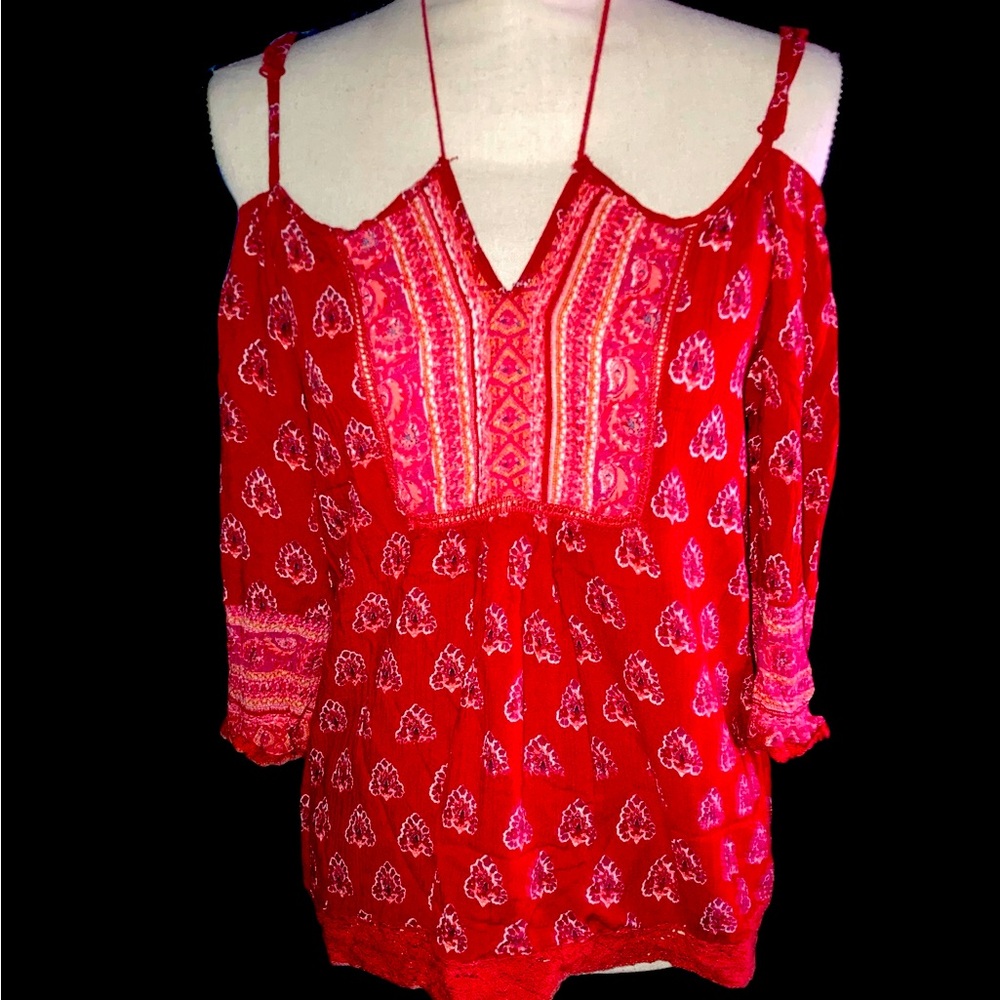 Red Bohemian Women's Top. Size L.